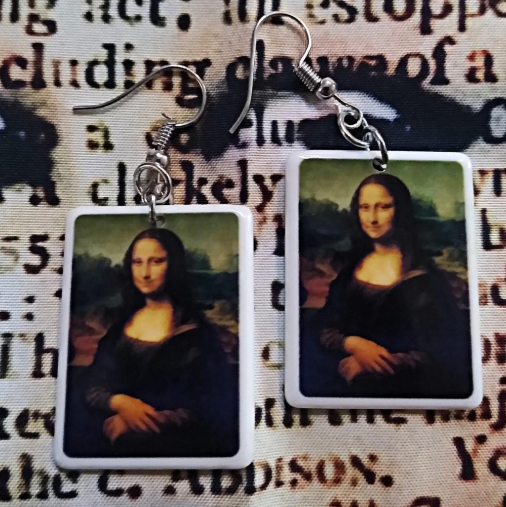Mona Lisa Earrings